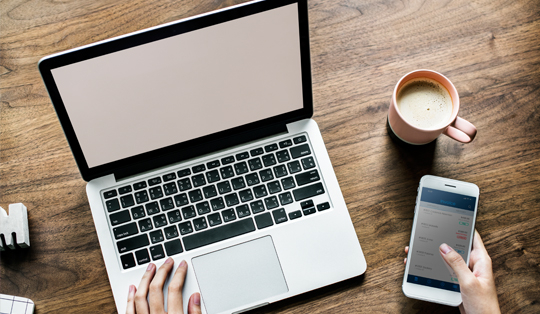 ATENDER TELEFONE E RESPONDER E-MAILS PROFISSIONALMENTE