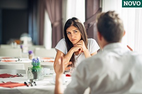COMBATER O CINISMO E A FALSIDADE PARA CONSTRUIR CONFIANÇA
