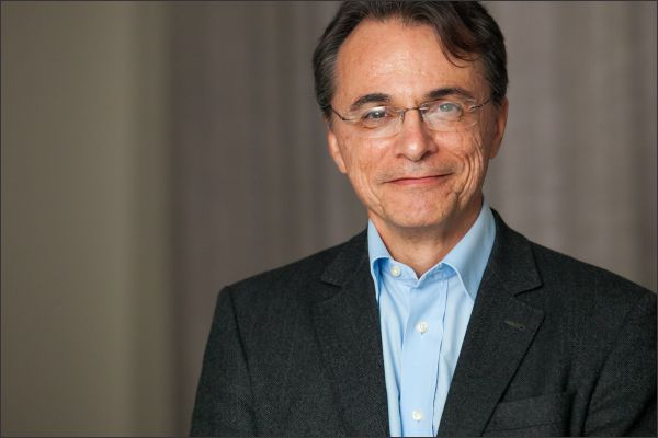 Dr. Renato Camargos Couto