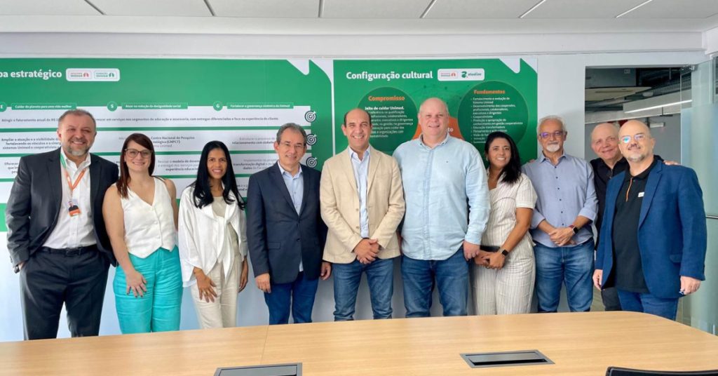 Faculdade Unimed recebe comitiva da Unimed Noroeste Capixaba